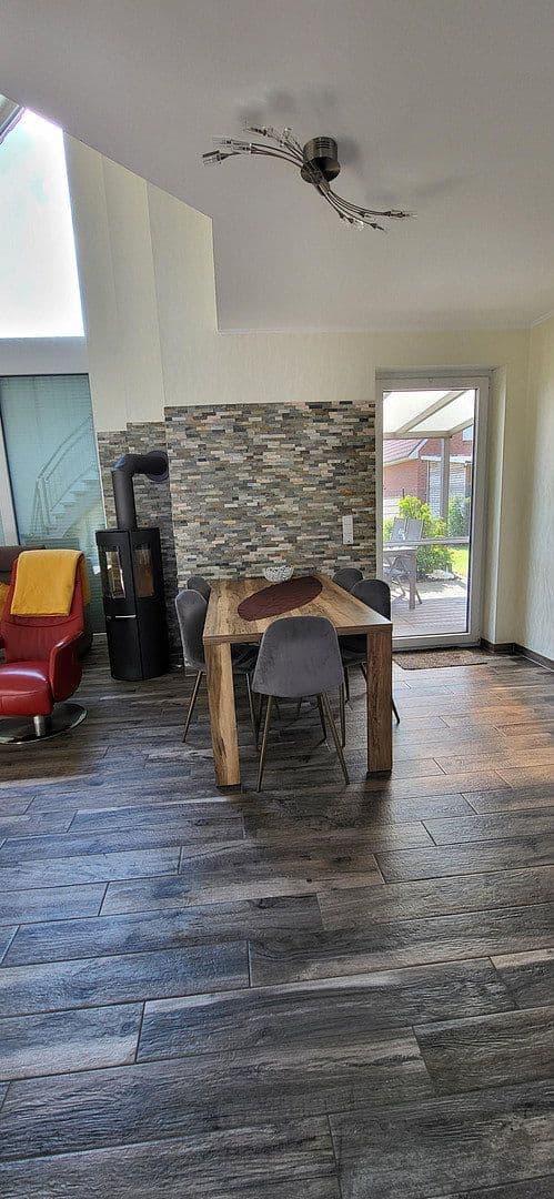 Prodej domu 72 m², pozemek 322 m², Garrel, Dolní Sasko Prodej domu 72 m², pozemek 322 m², Garrel, Dolní Sasko