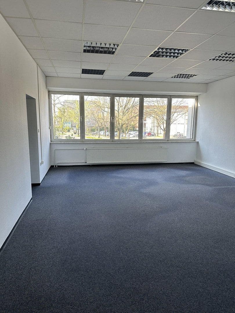 Pronájem kanceláře 150 m², Berlin, Berlín Pronájem kanceláře 150 m², Berlin, Berlín