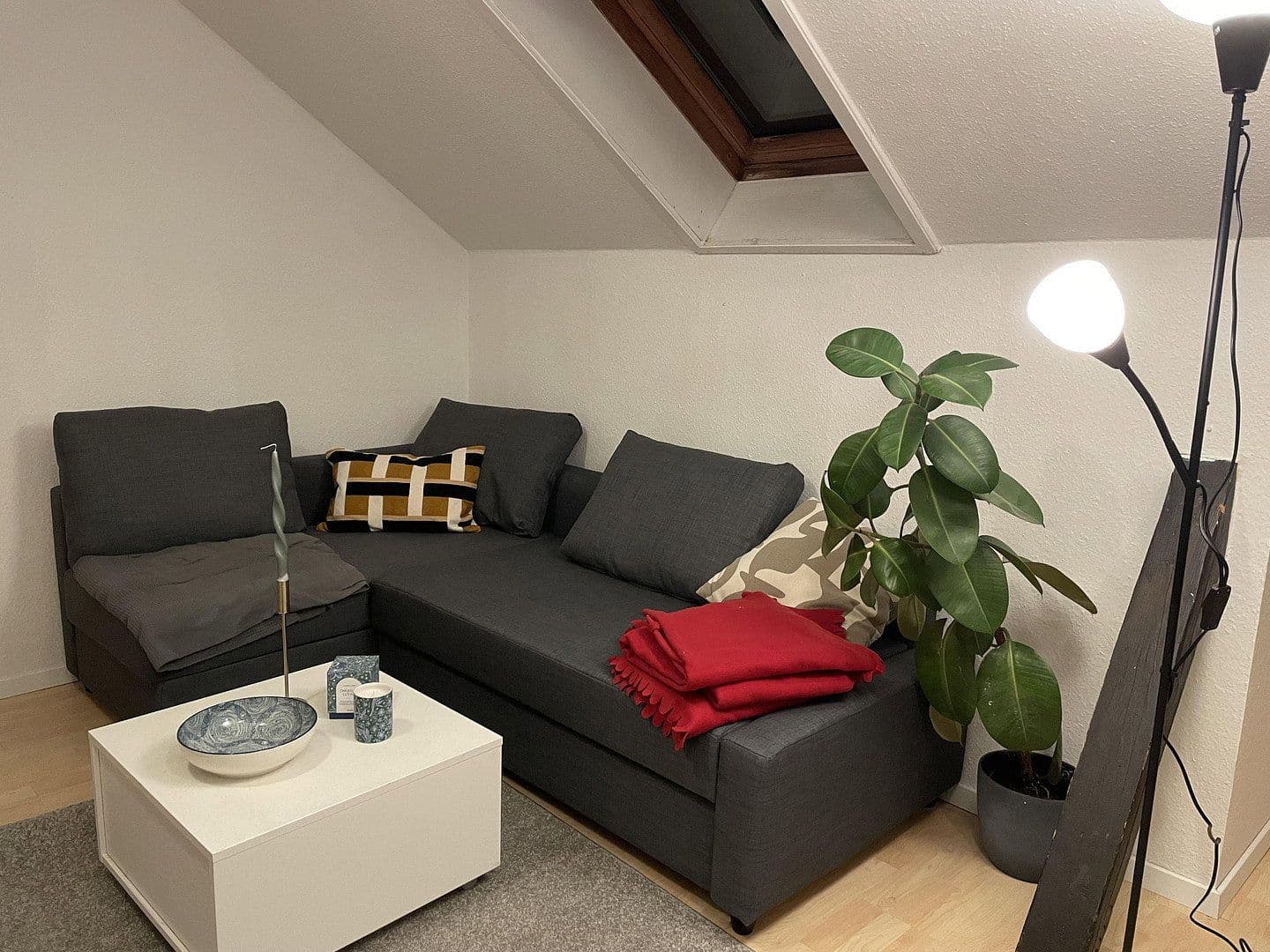 Pronájem domu 120 m², pozemek 600 m², Mariannenstrasse 45, Leipzig, Sasko Pronájem domu 120 m², pozemek 600 m², Mariannenstrasse 45, Leipzig, Sasko