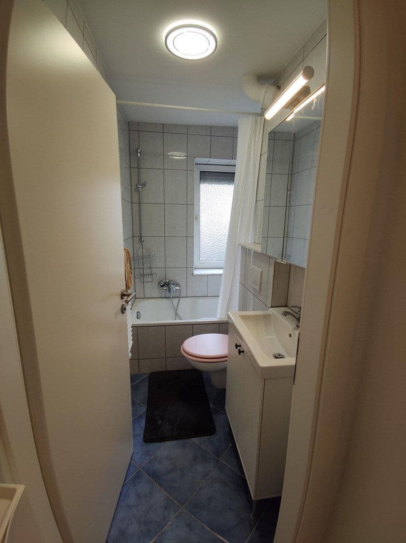 Pronájem bytu 2+kk 55 m², Geibelstraße 70, Ludwigshafen, Porýní-Falc Pronájem bytu 2+kk 55 m², Geibelstraße 70, Ludwigshafen, Porýní-Falc