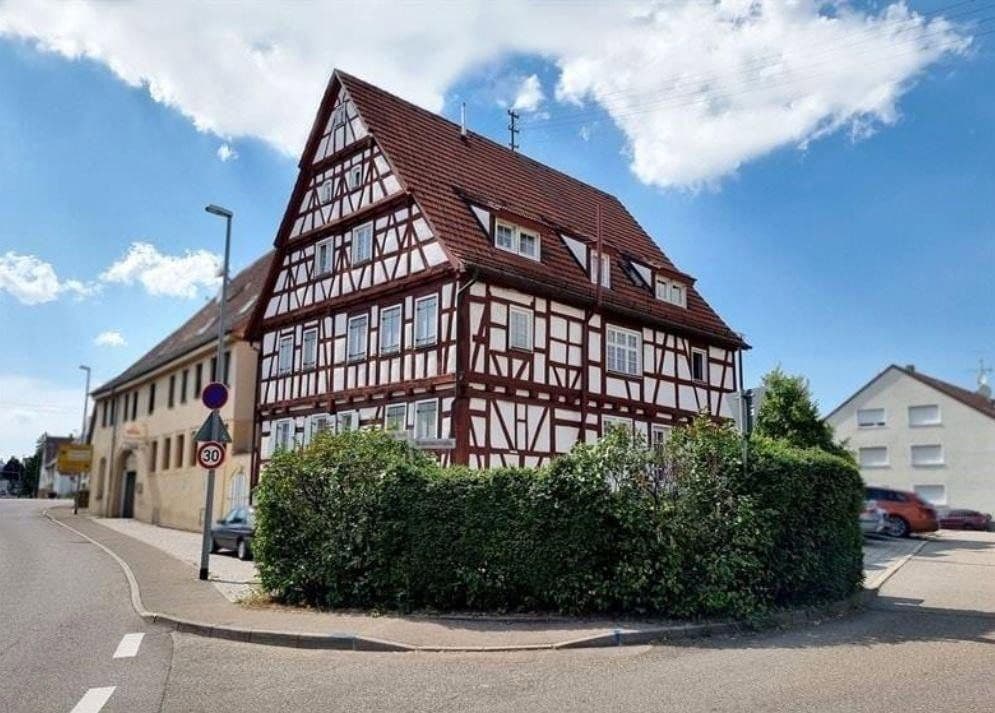 Pronájem bytu 2+1 41 m², Friolzheim, Bádensko-Württembersko Pronájem bytu 2+1 41 m², Friolzheim, Bádensko-Württembersko