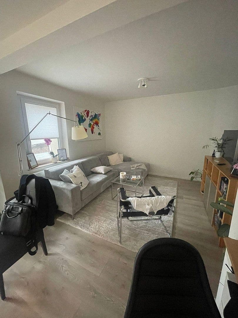 Pronájem bytu 2+1 68 m², Gerresheimerstr 18, Düsseldorf, Severní Porýní-Vestfálsko Pronájem bytu 2+1 68 m², Gerresheimerstr 18, Düsseldorf, Severní Porýní-Vestfálsko