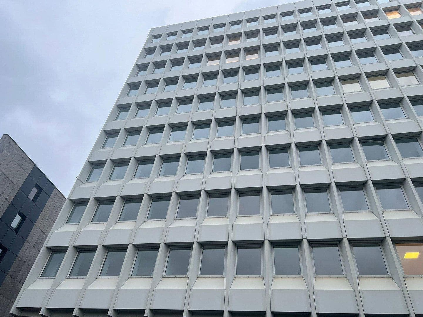 Pronájem kanceláře 100 m², Huyssenallee 82, Essen, Severní Porýní-Vestfálsko Pronájem kanceláře 100 m², Huyssenallee 82, Essen, Severní Porýní-Vestfálsko