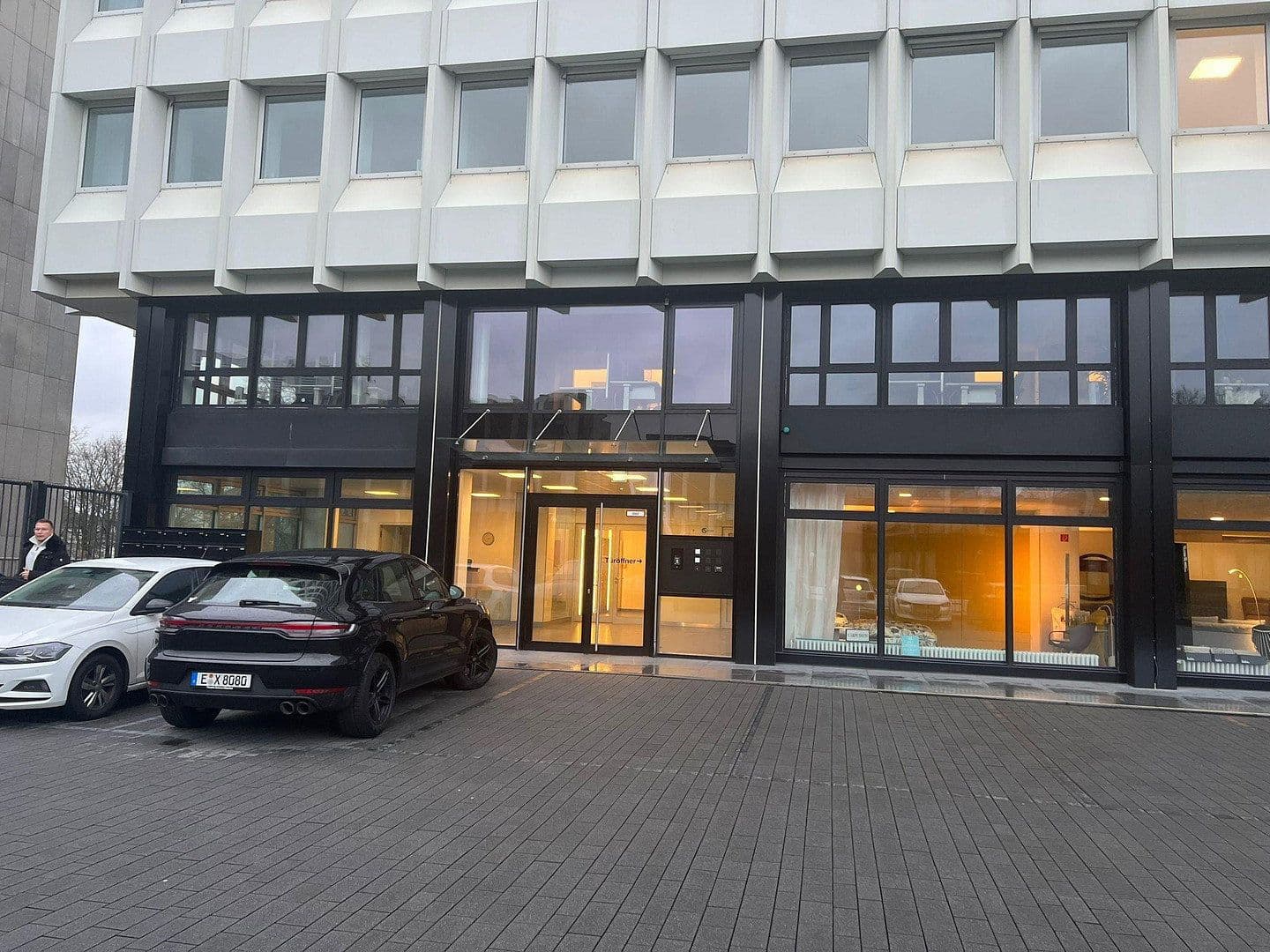 Pronájem kanceláře 100 m², Huyssenallee 82, Essen, Severní Porýní-Vestfálsko Pronájem kanceláře 100 m², Huyssenallee 82, Essen, Severní Porýní-Vestfálsko