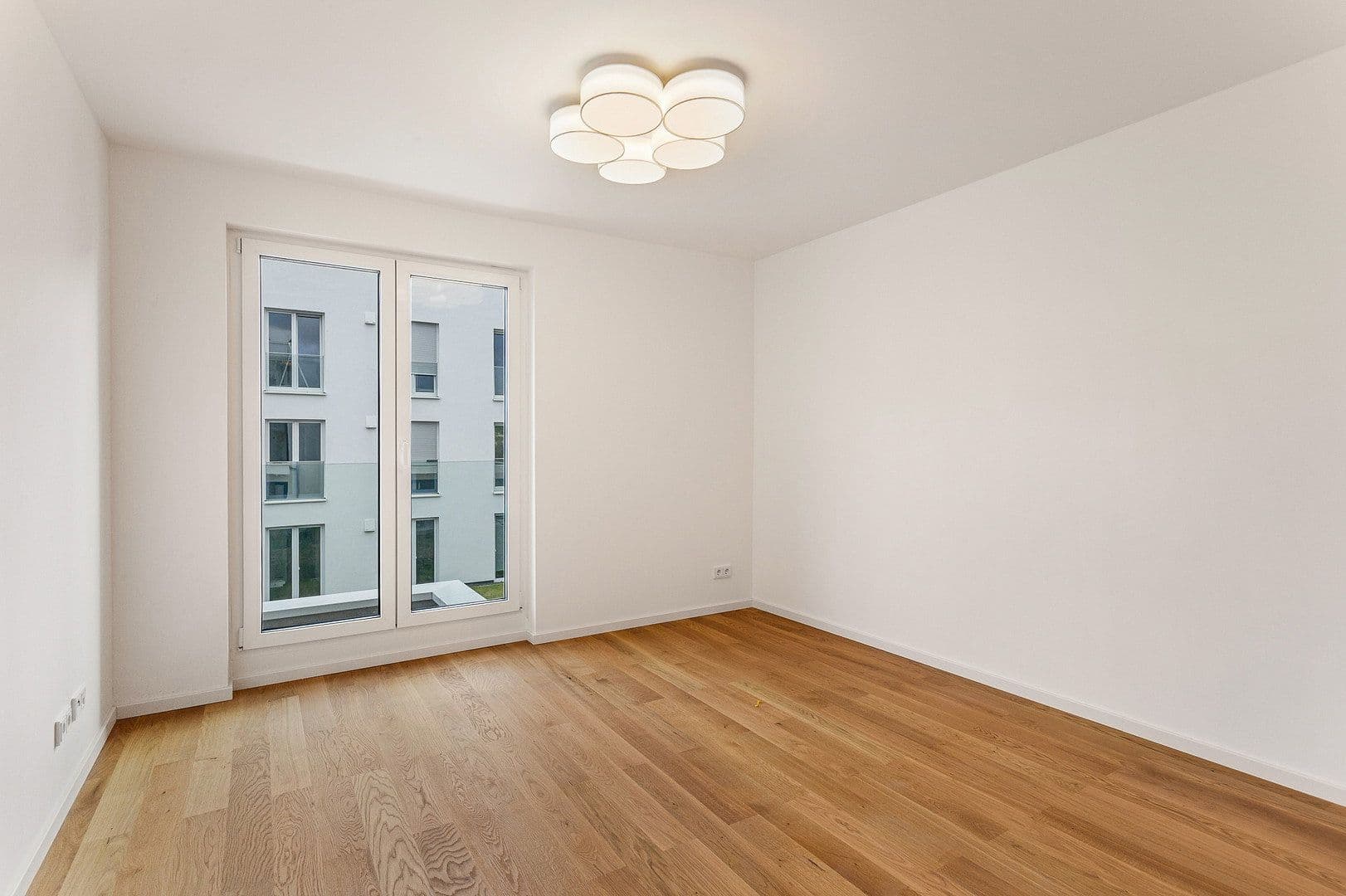 Pronájem domu 185 m², pozemek 330 m², Auf den Gänseweisen 24a, Liederbach am Taunus, Hessen Pronájem domu 185 m², pozemek 330 m², Auf den Gänseweisen 24a, Liederbach am Taunus, Hessen