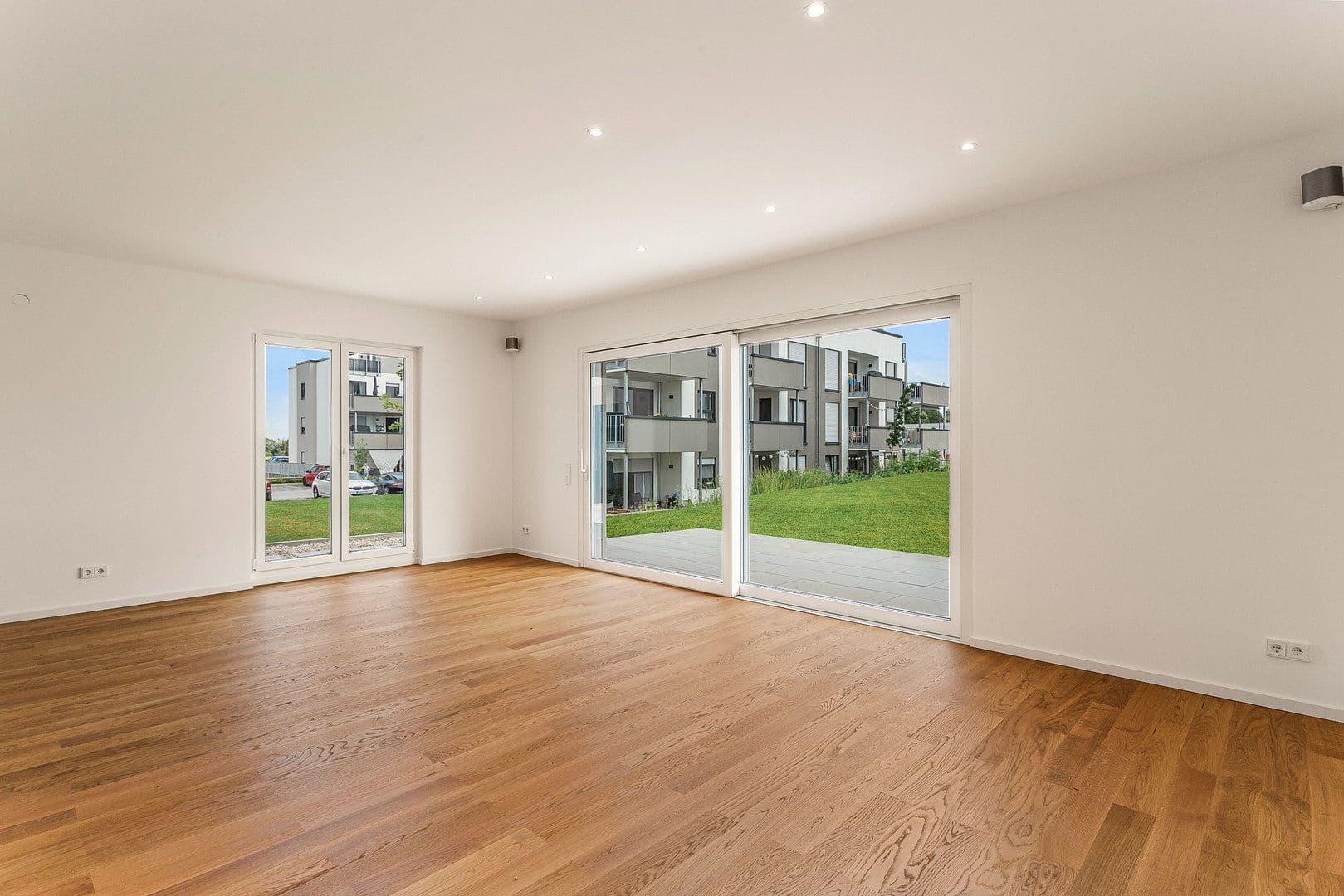 Pronájem domu 185 m², pozemek 330 m², Auf den Gänseweisen 24a, Liederbach am Taunus, Hessen Pronájem domu 185 m², pozemek 330 m², Auf den Gänseweisen 24a, Liederbach am Taunus, Hessen