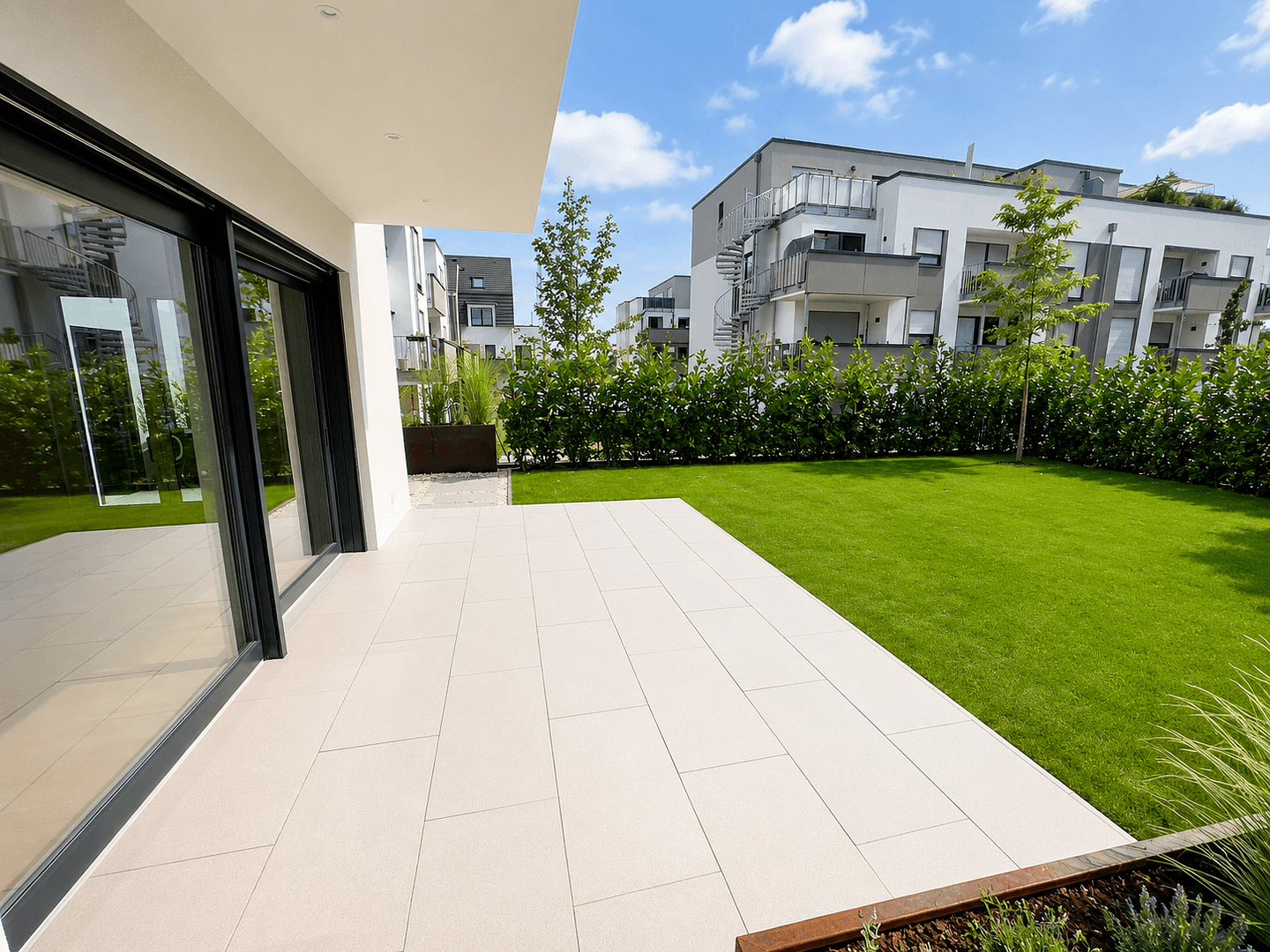 Pronájem domu 185 m², pozemek 330 m², Auf den Gänseweisen 24a, Liederbach am Taunus, Hessen Pronájem domu 185 m², pozemek 330 m², Auf den Gänseweisen 24a, Liederbach am Taunus, Hessen