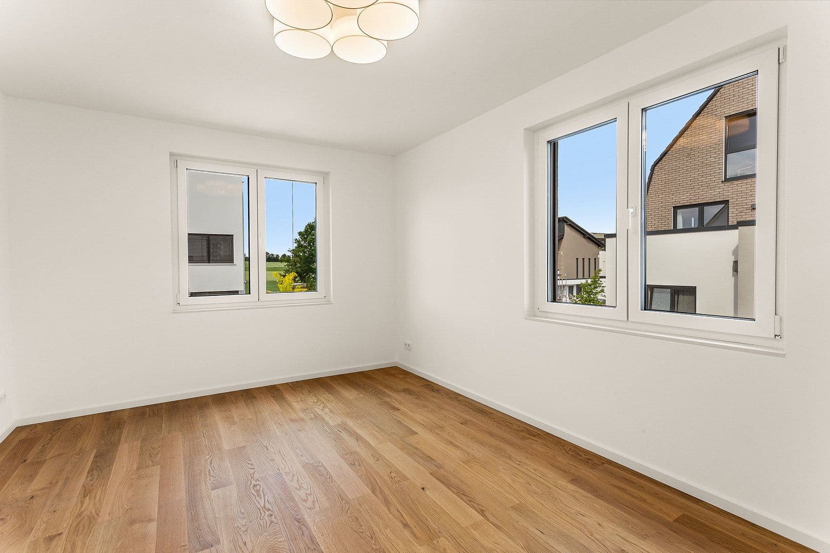 Pronájem domu 185 m², pozemek 330 m², Auf den Gänseweisen 24a, Liederbach am Taunus, Hessen Pronájem domu 185 m², pozemek 330 m², Auf den Gänseweisen 24a, Liederbach am Taunus, Hessen