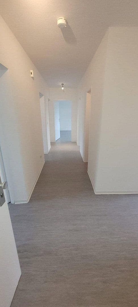 Pronájem bytu 4+1 80 m², Nordstr. 13, Steinau an der Straße, Hessen Pronájem bytu 4+1 80 m², Nordstr. 13, Steinau an der Straße, Hessen