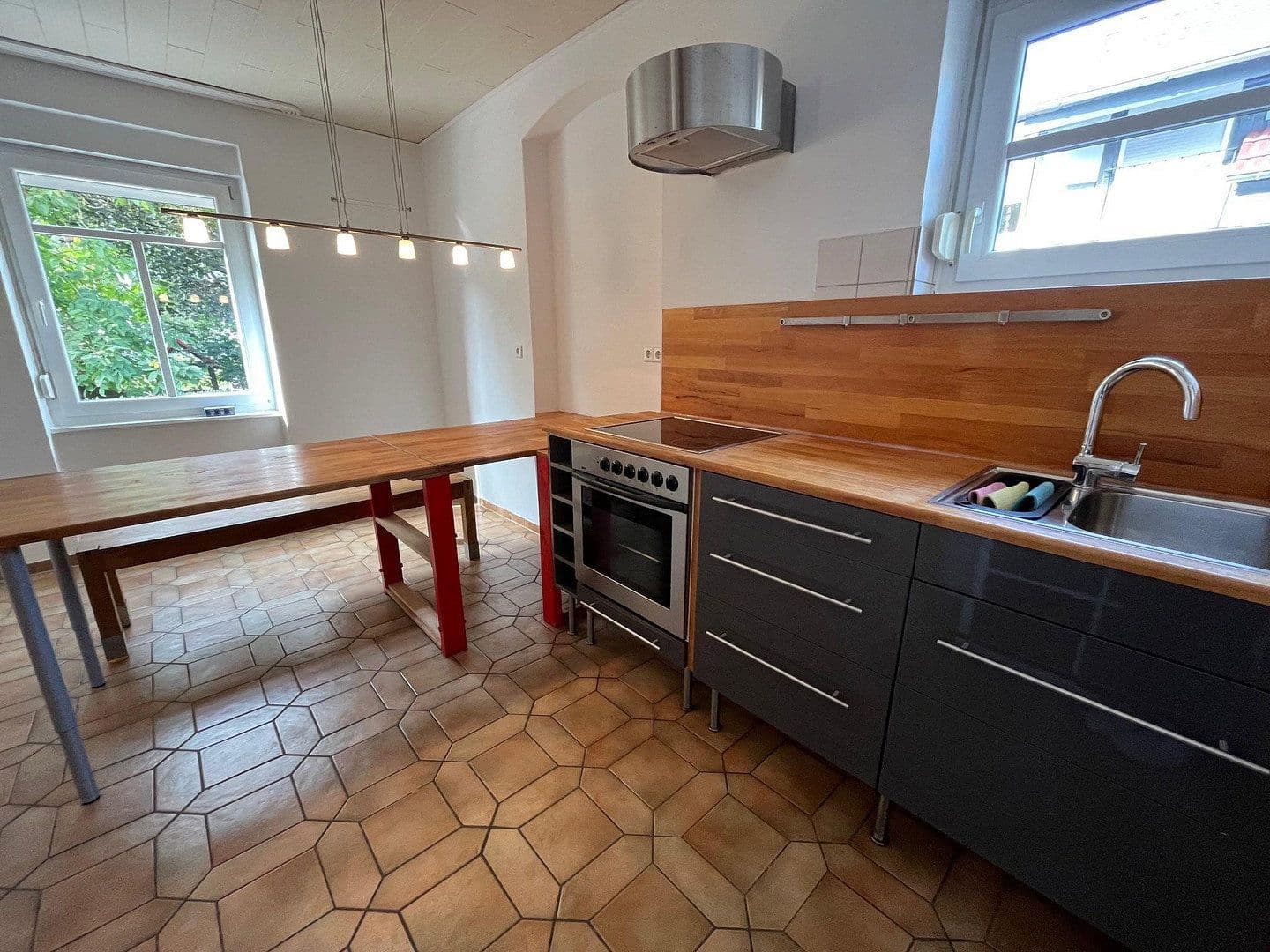 Pronájem bytu 3+kk 100 m², Mosbach, Bádensko-Württembersko Pronájem bytu 3+kk 100 m², Mosbach, Bádensko-Württembersko