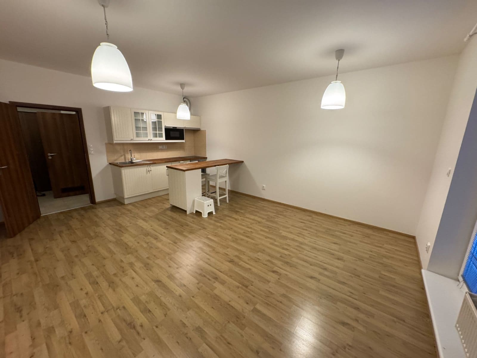 Pronájem bytu 1+kk 33 m², Blšanecká, Praha, Praha Pronájem bytu 1+kk 33 m², Blšanecká, Praha, Praha