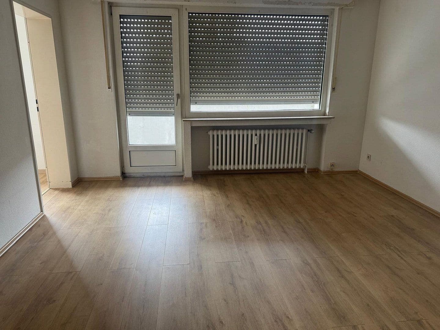 Pronájem bytu 1+kk 45 m², Duisburg, Severní Porýní-Vestfálsko Pronájem bytu 1+kk 45 m², Duisburg, Severní Porýní-Vestfálsko