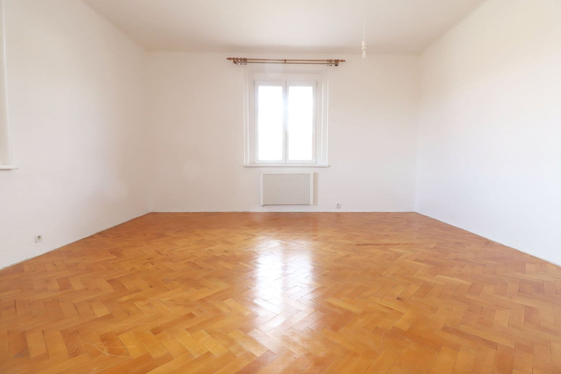Pronájem bytu 2+1 80 m², V Cibulkách, Praha, Praha Pronájem bytu 2+1 80 m², V Cibulkách, Praha, Praha