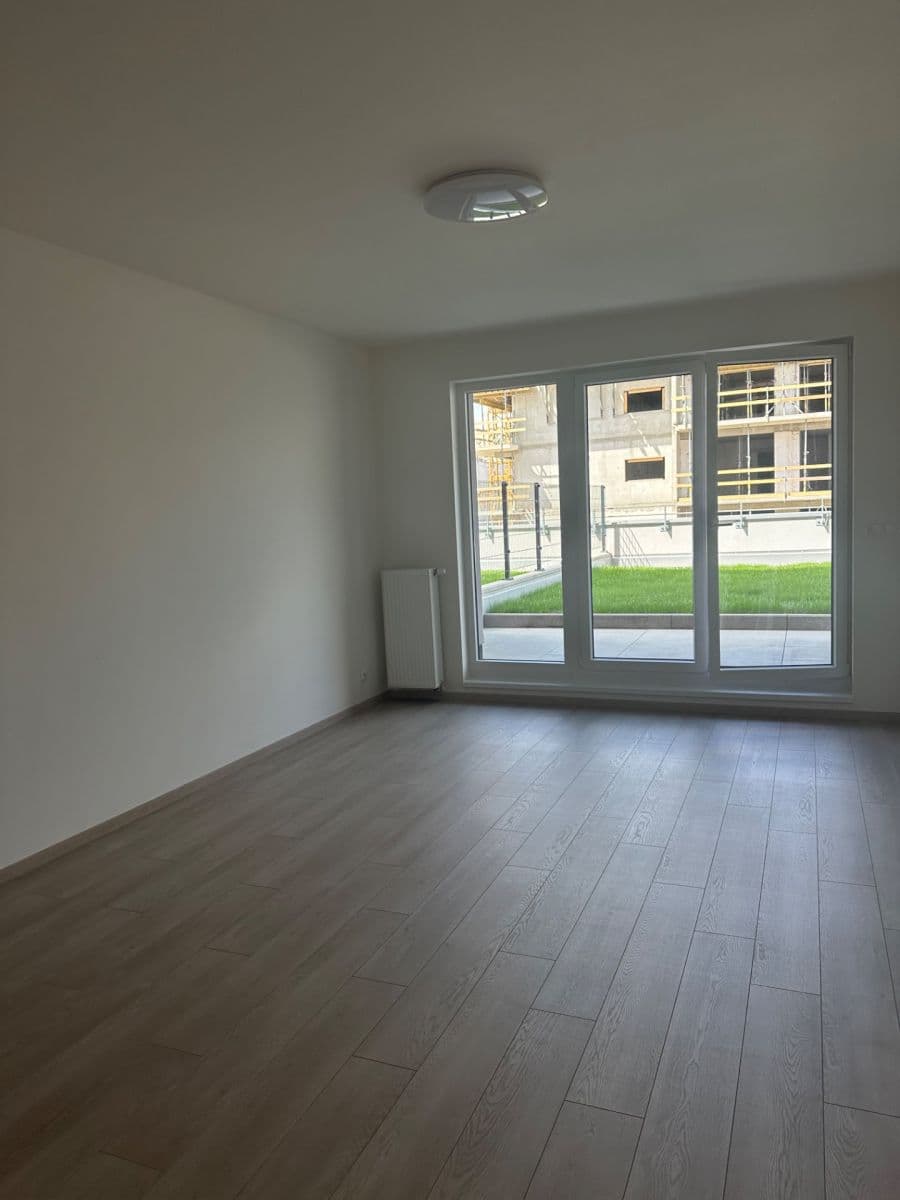 Pronájem bytu 1+kk 36 m², Bukačova, Praha, Praha Pronájem bytu 1+kk 36 m², Bukačova, Praha, Praha