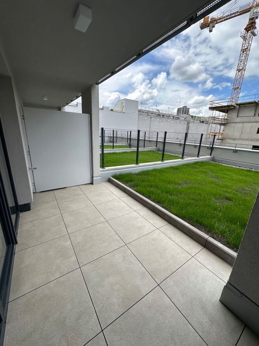 Pronájem bytu 1+kk 36 m², Bukačova, Praha, Praha Pronájem bytu 1+kk 36 m², Bukačova, Praha, Praha
