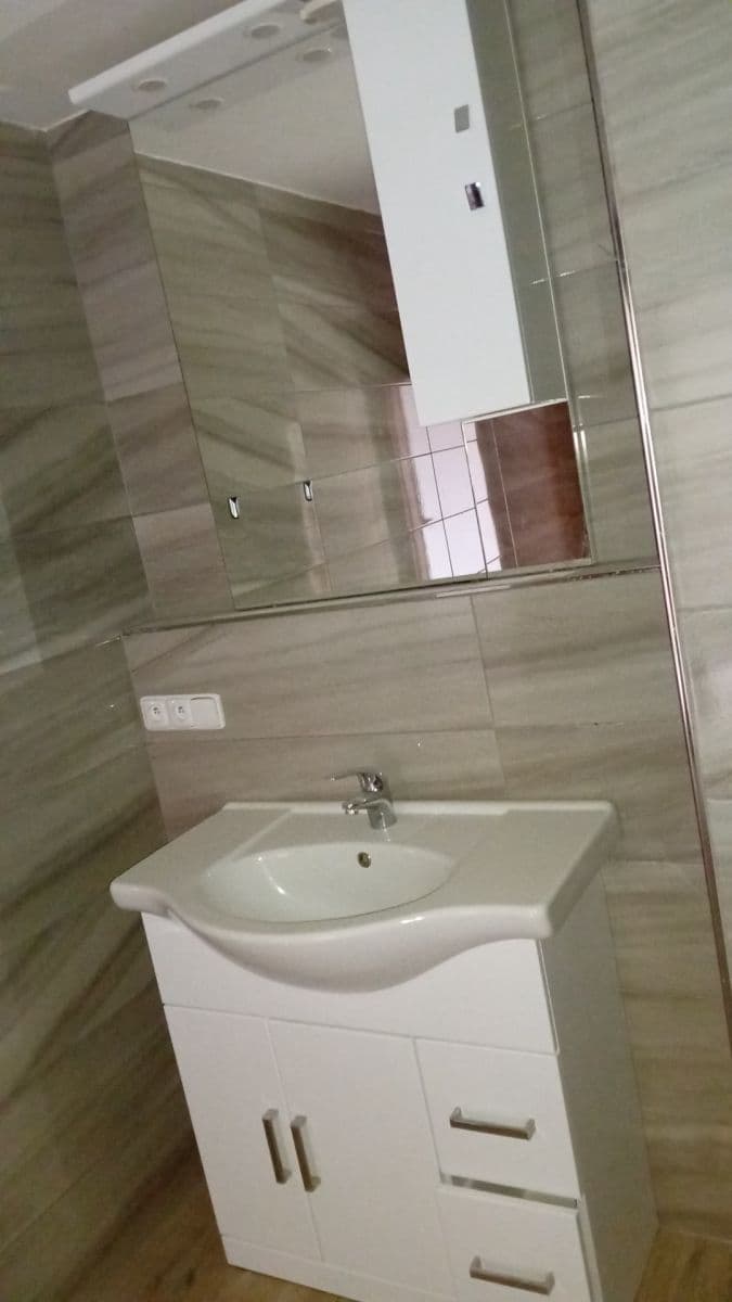 Pronájem nebytového prostoru 109 m², Roháčova, Praha, Praha Pronájem nebytového prostoru 109 m², Roháčova, Praha, Praha