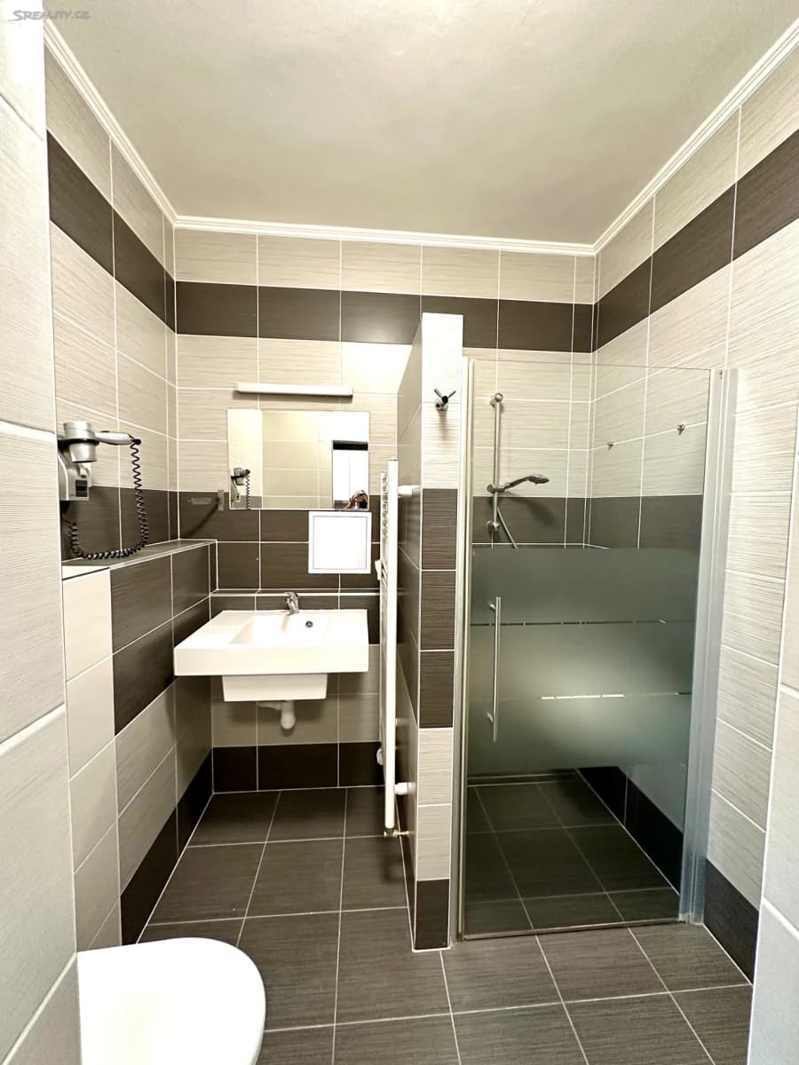 Pronájem bytu 2+kk 30 m², Suchdolské náměstí, Praha, Praha Pronájem bytu 2+kk 30 m², Suchdolské náměstí, Praha, Praha