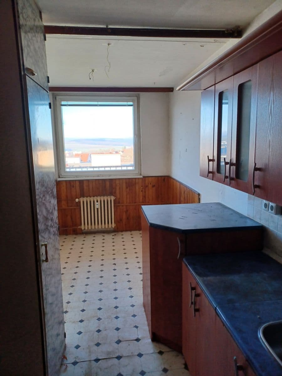 Prodej bytu 4+1 85 m², V Jamce, Rakovník, Středočeský kraj Prodej bytu 4+1 85 m², V Jamce, Rakovník, Středočeský kraj