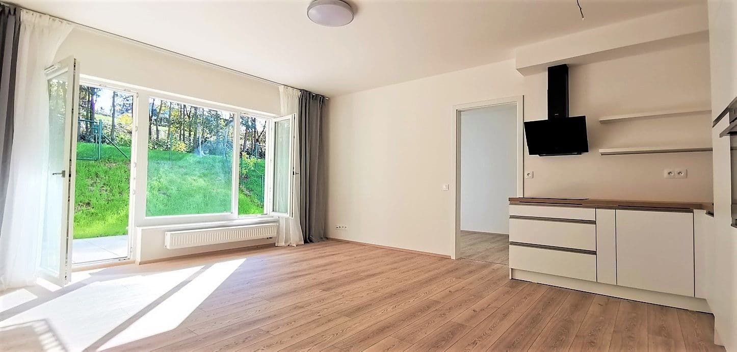 Pronájem bytu 2+kk 51 m², Pod Areálem, Praha, Praha Pronájem bytu 2+kk 51 m², Pod Areálem, Praha, Praha