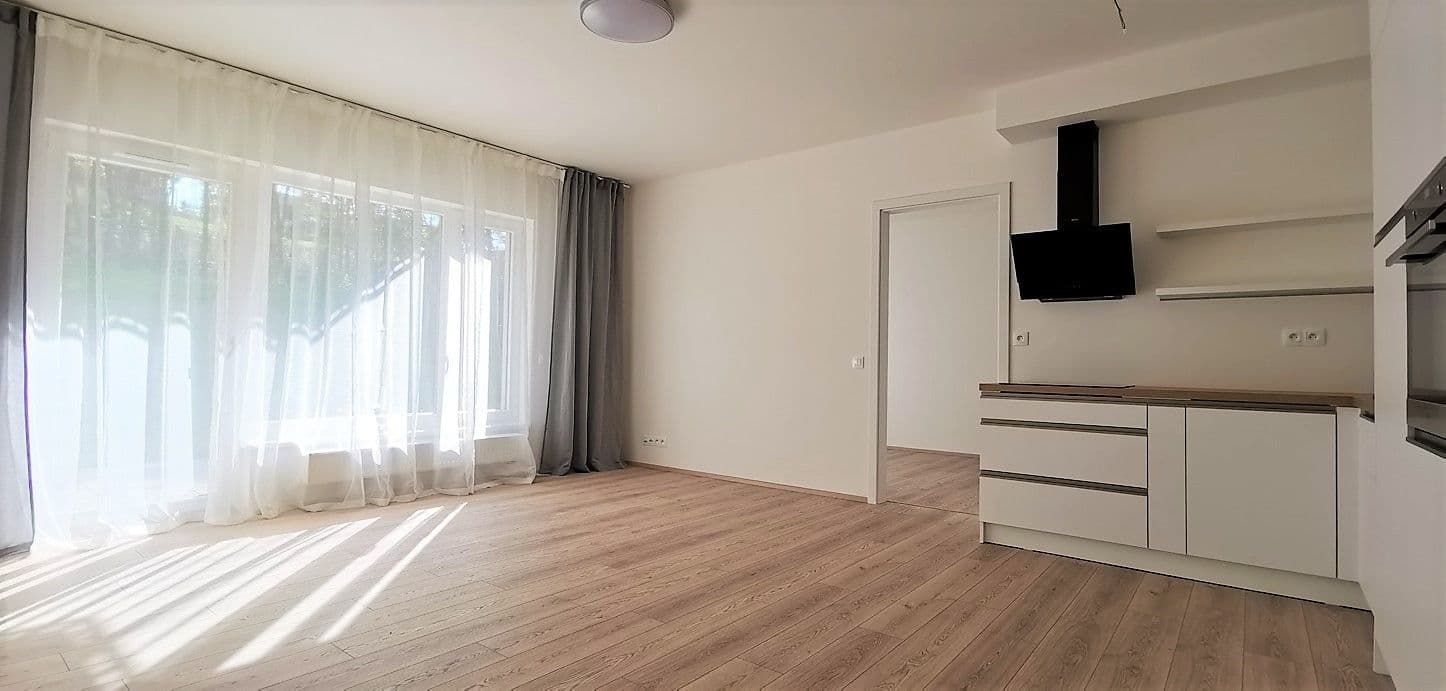 Pronájem bytu 2+kk 51 m², Pod Areálem, Praha, Praha Pronájem bytu 2+kk 51 m², Pod Areálem, Praha, Praha