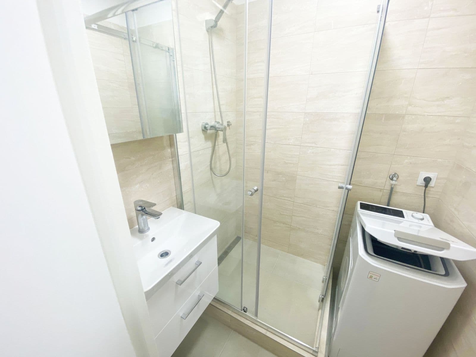Pronájem bytu 2+1 55 m², Hyacintová, Praha, Praha Pronájem bytu 2+1 55 m², Hyacintová, Praha, Praha