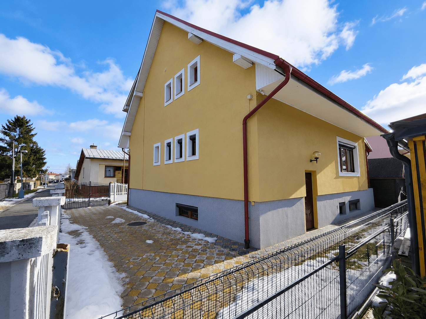 Prodej domu 120 m², pozemek 392 m², Odbojárska, Poprad, Prešovský kraj Prodej domu 120 m², pozemek 392 m², Odbojárska, Poprad, Prešovský kraj