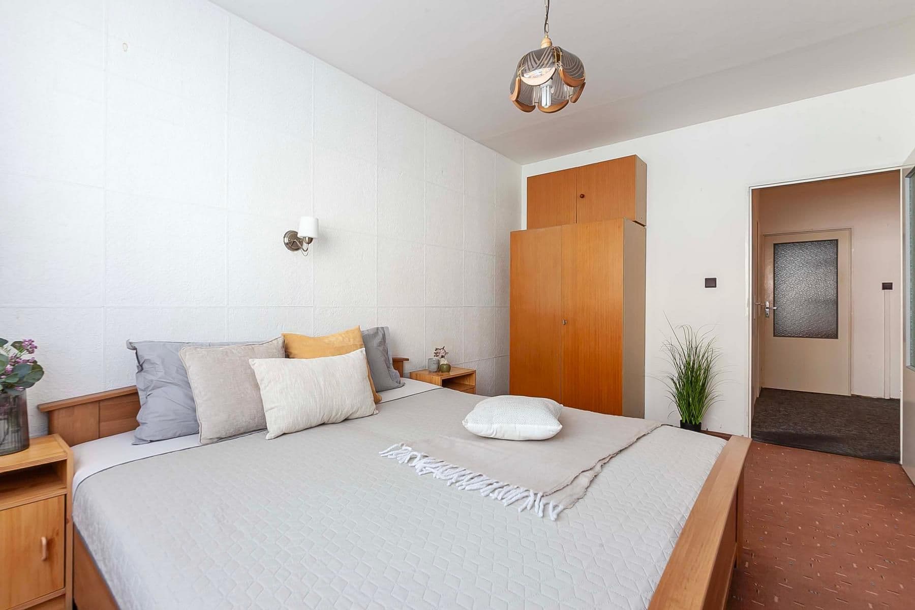 Prodej bytu 3+1 78 m², V Remízku, Praha, Praha Prodej bytu 3+1 78 m², V Remízku, Praha, Praha