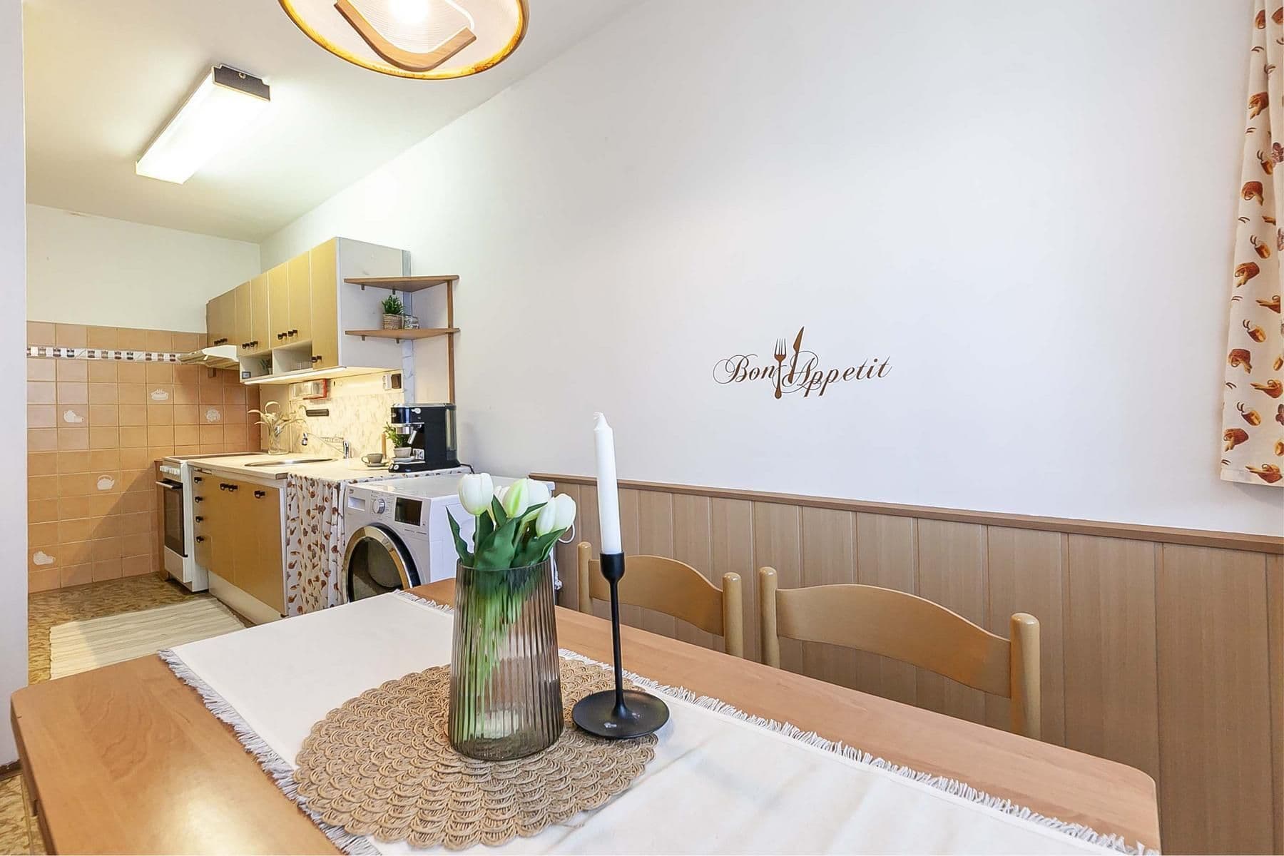 Prodej bytu 3+1 78 m², V Remízku, Praha, Praha Prodej bytu 3+1 78 m², V Remízku, Praha, Praha