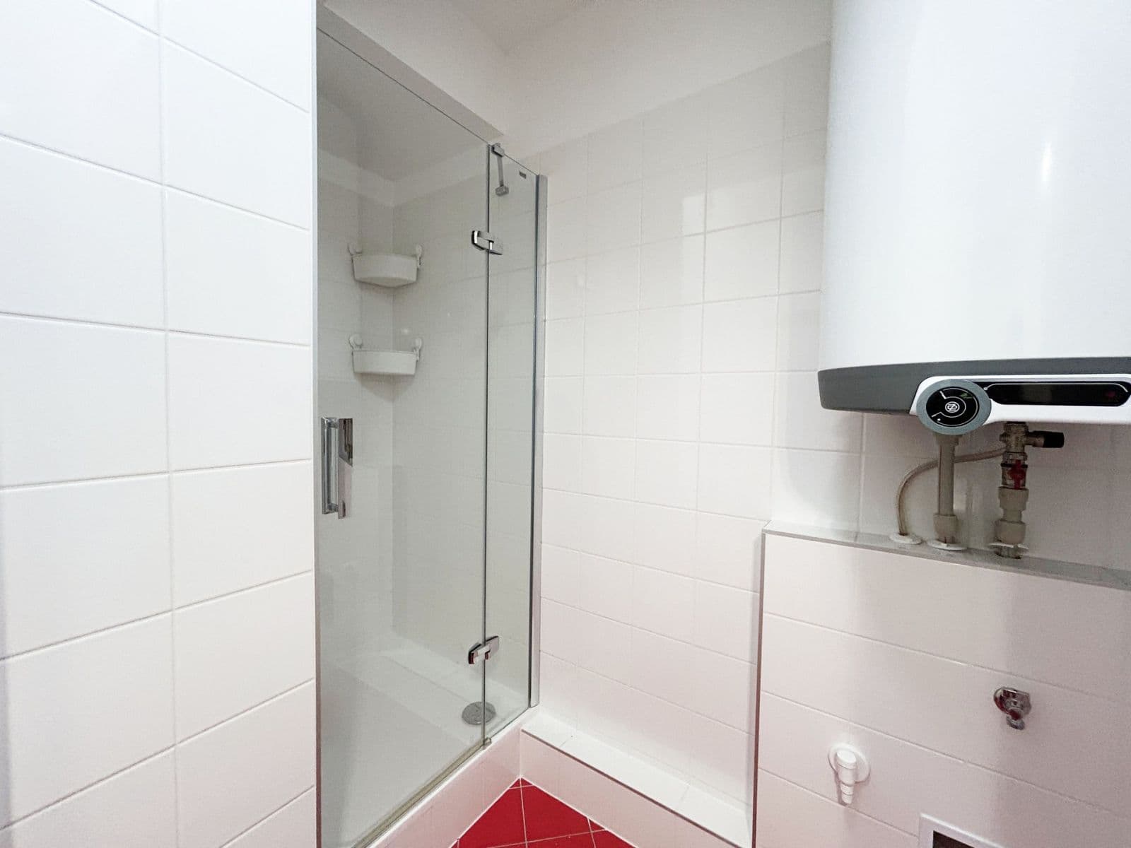 Pronájem bytu 3+kk 60 m², Příhodova, Chýně, Středočeský kraj Pronájem bytu 3+kk 60 m², Příhodova, Chýně, Středočeský kraj