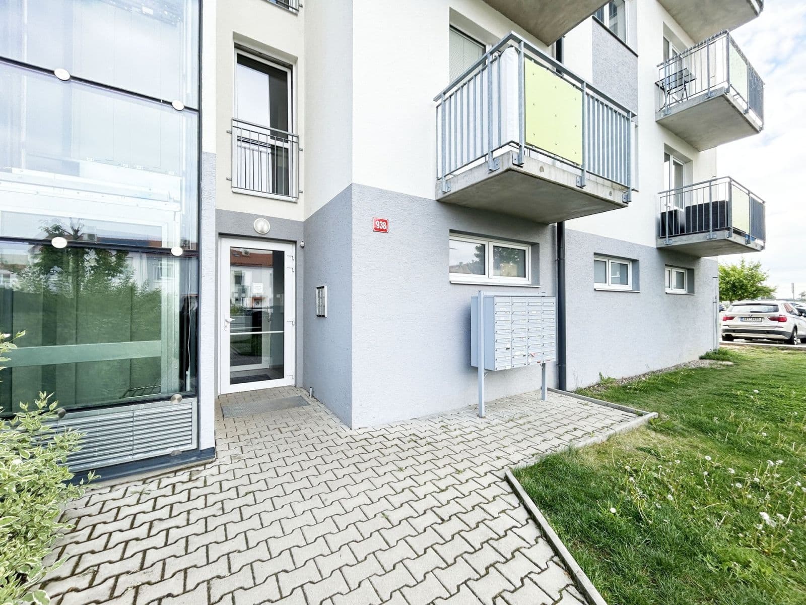 Pronájem bytu 3+kk 60 m², Příhodova, Chýně, Středočeský kraj Pronájem bytu 3+kk 60 m², Příhodova, Chýně, Středočeský kraj