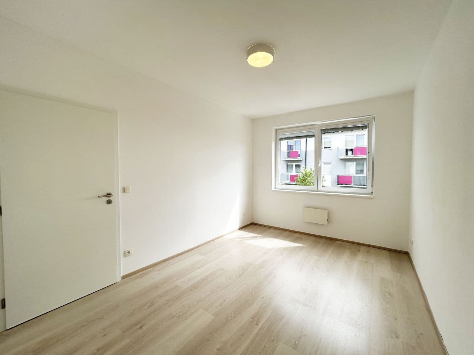 Pronájem bytu 3+kk 60 m², Příhodova, Chýně, Středočeský kraj Pronájem bytu 3+kk 60 m², Příhodova, Chýně, Středočeský kraj