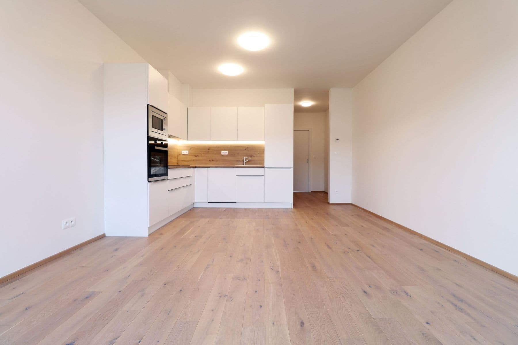 Pronájem bytu 2+kk 50 m², Na Valentince, Praha, Praha Pronájem bytu 2+kk 50 m², Na Valentince, Praha, Praha