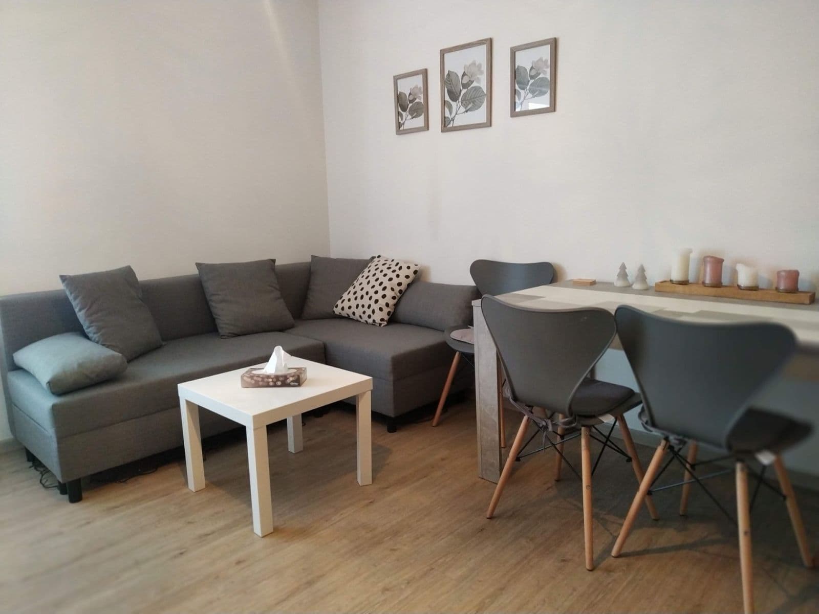 Pronájem bytu 1+kk 40 m², Partyzánská, Odolena Voda, Středočeský kraj Pronájem bytu 1+kk 40 m², Partyzánská, Odolena Voda, Středočeský kraj