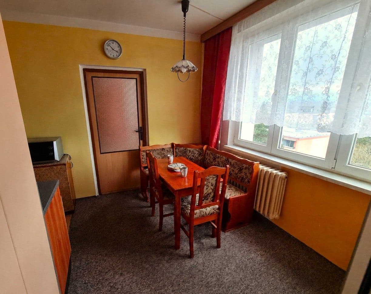 Prodej bytu 3+1 85 m², Svatošská, Karlovy Vary, Karlovarský kraj Prodej bytu 3+1 85 m², Svatošská, Karlovy Vary, Karlovarský kraj