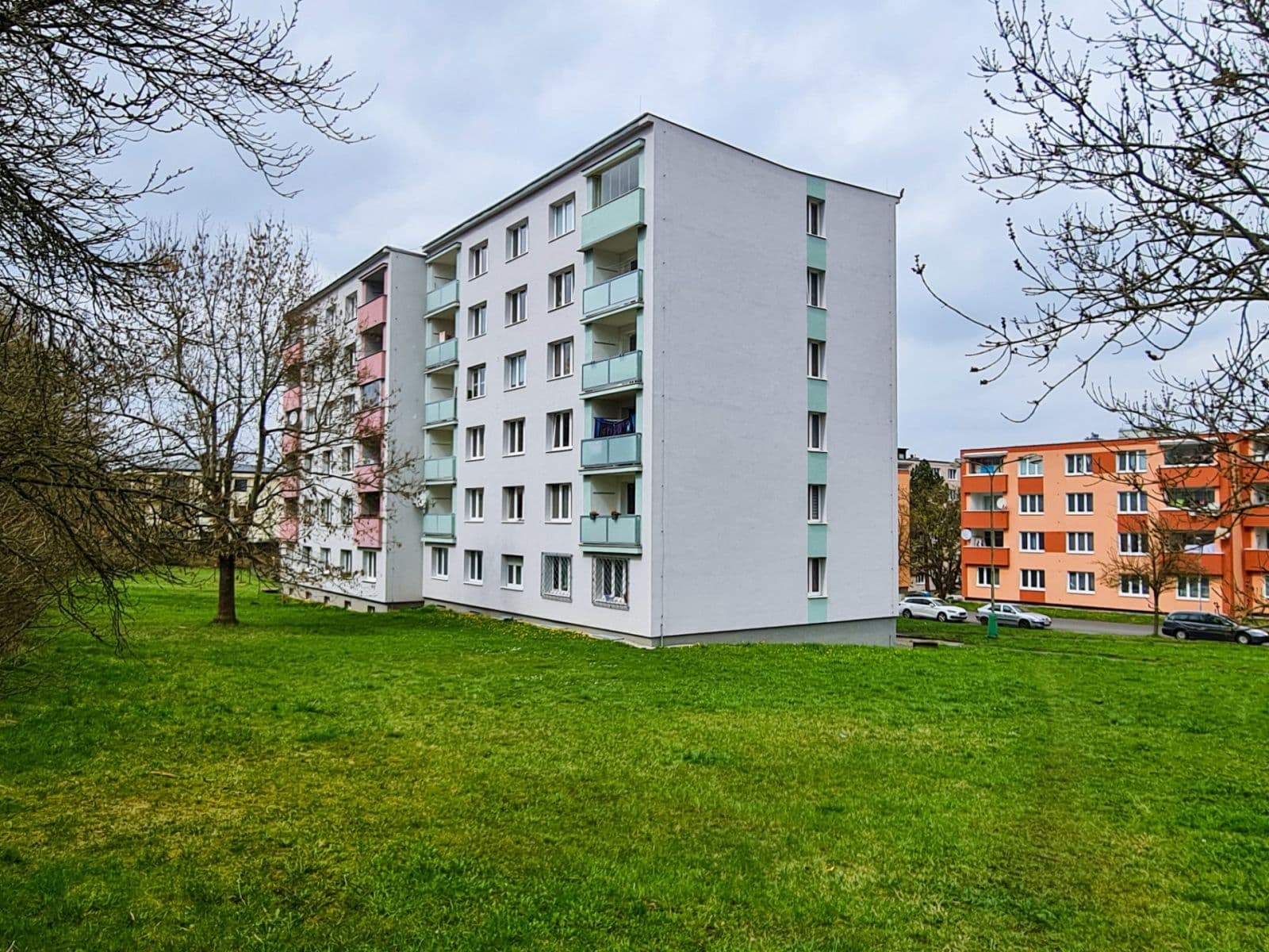 Prodej bytu 3+1 85 m², Svatošská, Karlovy Vary, Karlovarský kraj Prodej bytu 3+1 85 m², Svatošská, Karlovy Vary, Karlovarský kraj
