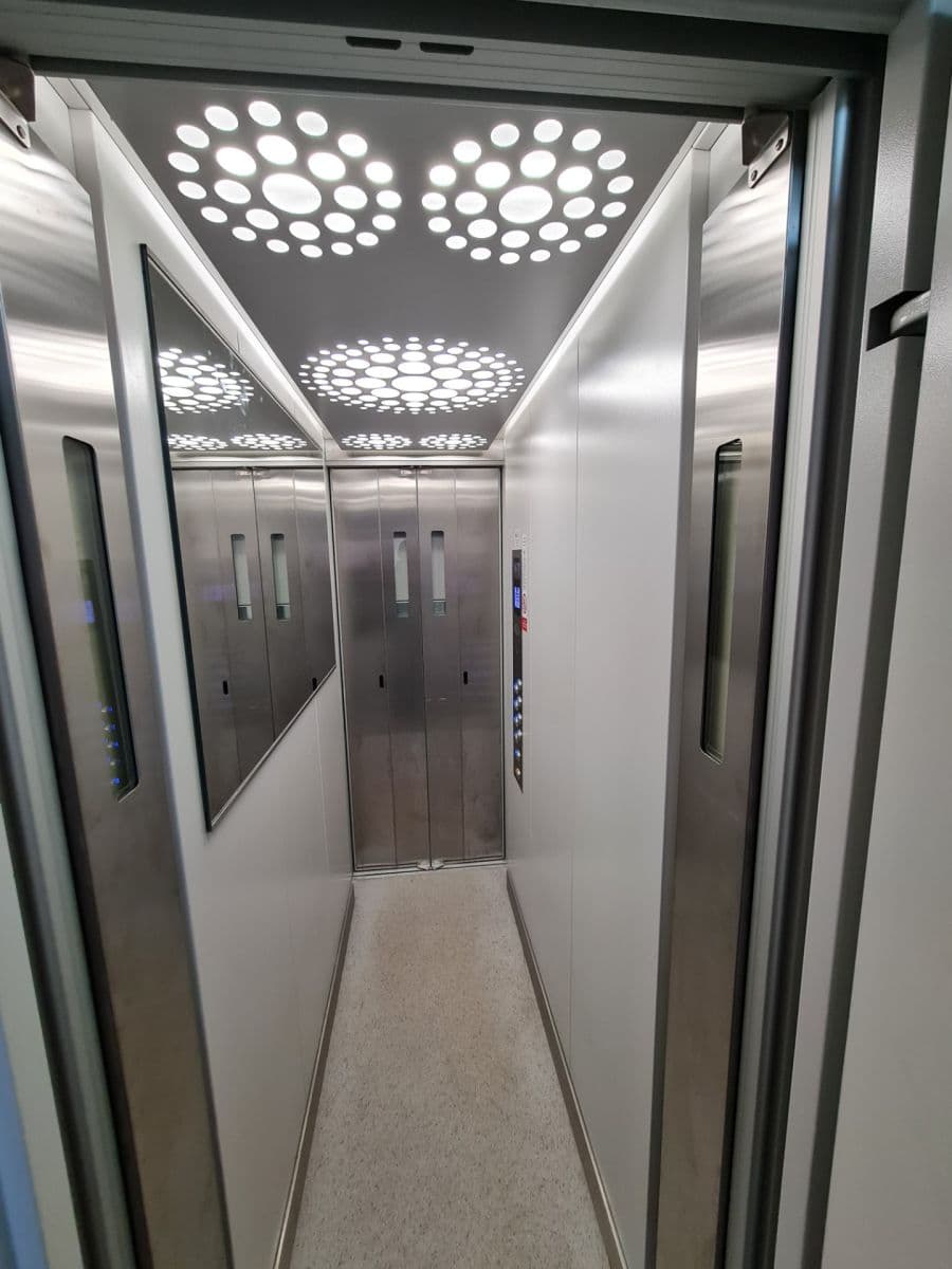 Prodej bytu 3+1 85 m², Svatošská, Karlovy Vary, Karlovarský kraj Prodej bytu 3+1 85 m², Svatošská, Karlovy Vary, Karlovarský kraj