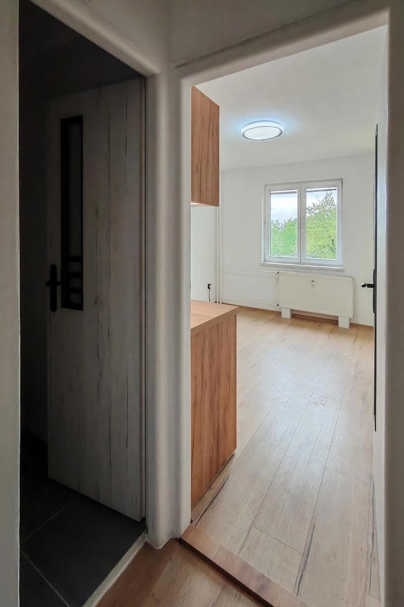 Prodej bytu 1+kk 20 m², Prameny, Karviná, Moravskoslezský kraj Prodej bytu 1+kk 20 m², Prameny, Karviná, Moravskoslezský kraj