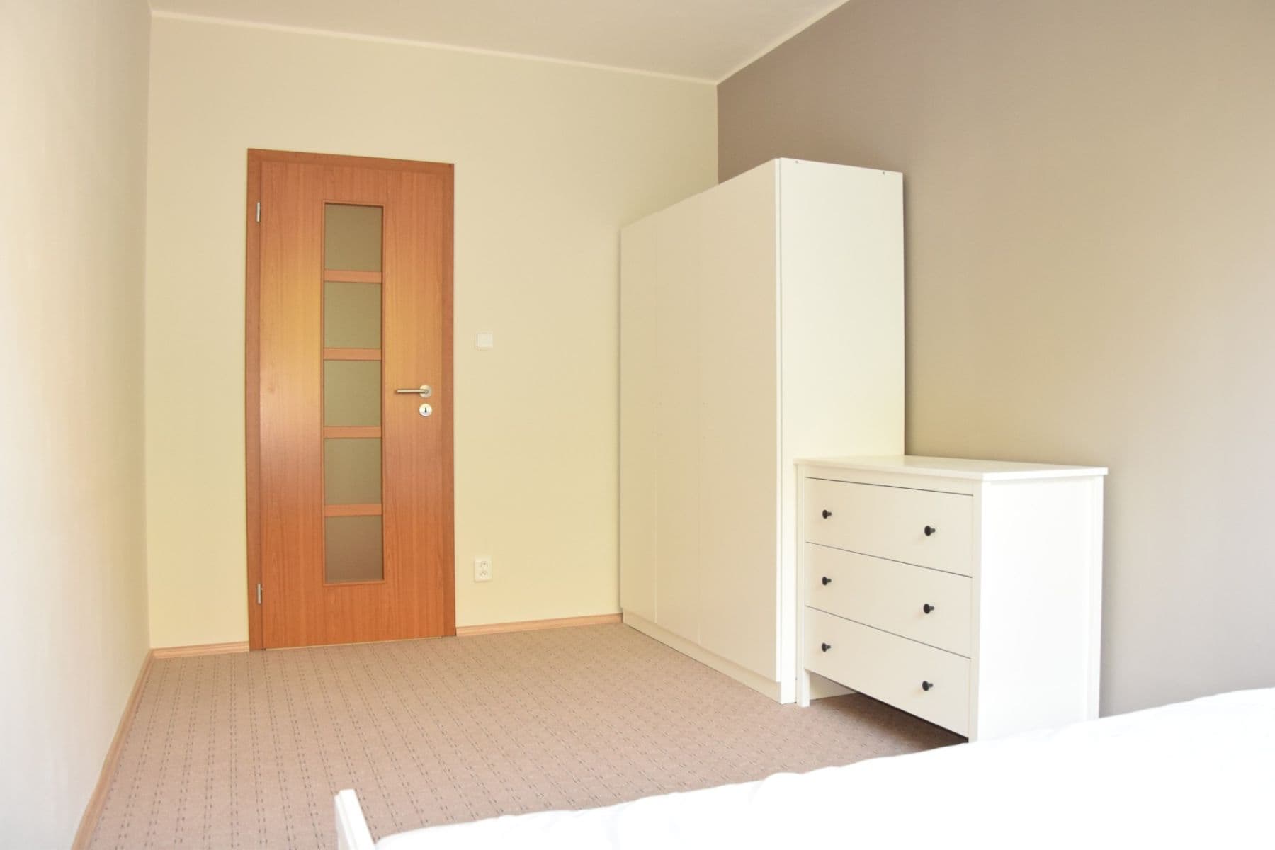 Pronájem bytu 3+kk 80 m², Daškova, Praha, Praha Pronájem bytu 3+kk 80 m², Daškova, Praha, Praha