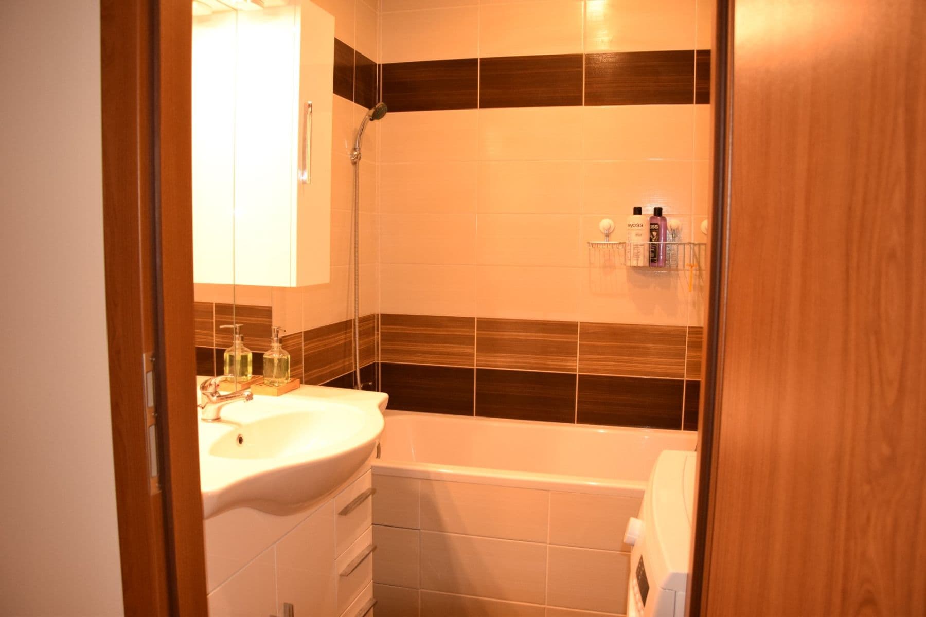 Pronájem bytu 3+kk 80 m², Daškova, Praha, Praha Pronájem bytu 3+kk 80 m², Daškova, Praha, Praha