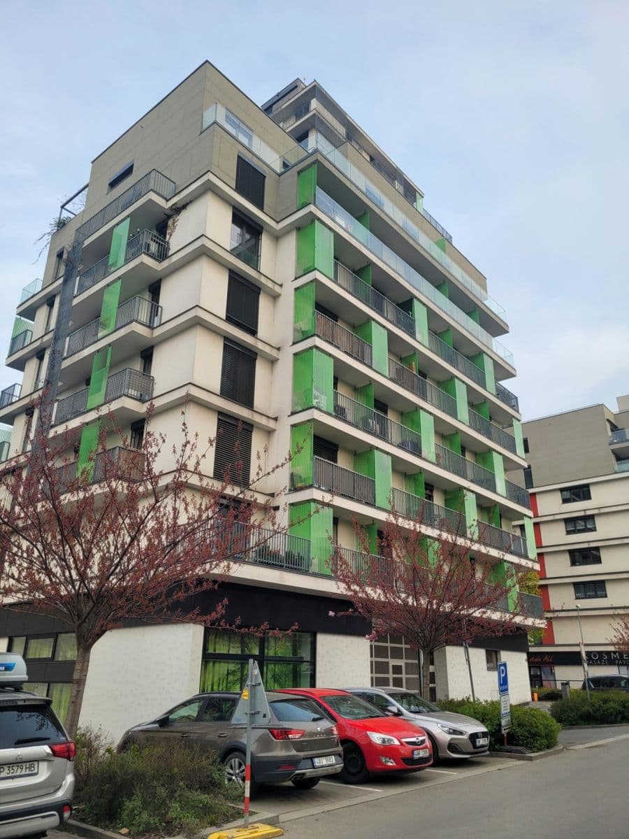 Pronájem bytu 2+kk 60 m², Nad Úžlabinou, Praha, Praha Pronájem bytu 2+kk 60 m², Nad Úžlabinou, Praha, Praha