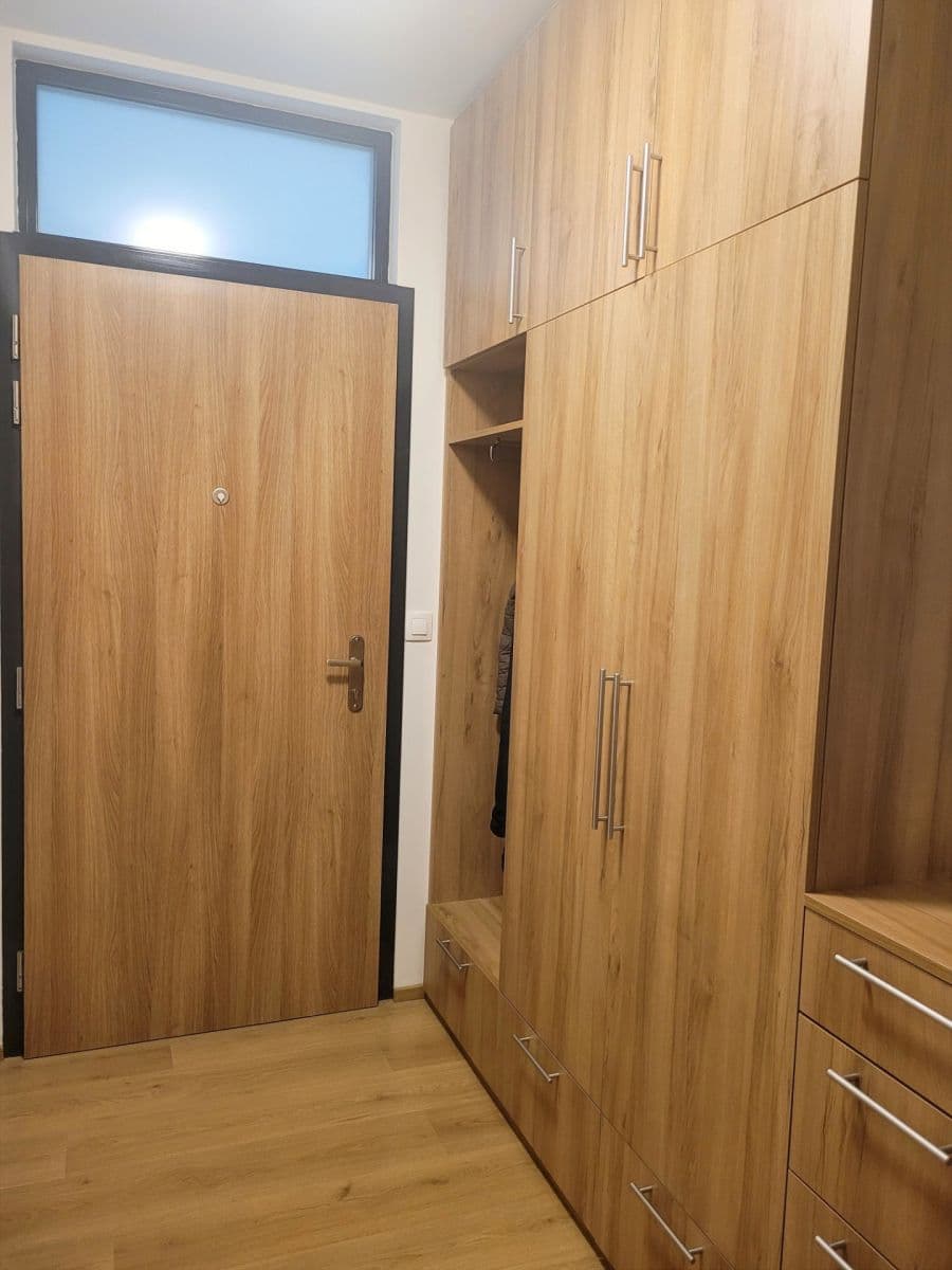 Pronájem bytu 2+kk 60 m², Nad Úžlabinou, Praha, Praha Pronájem bytu 2+kk 60 m², Nad Úžlabinou, Praha, Praha
