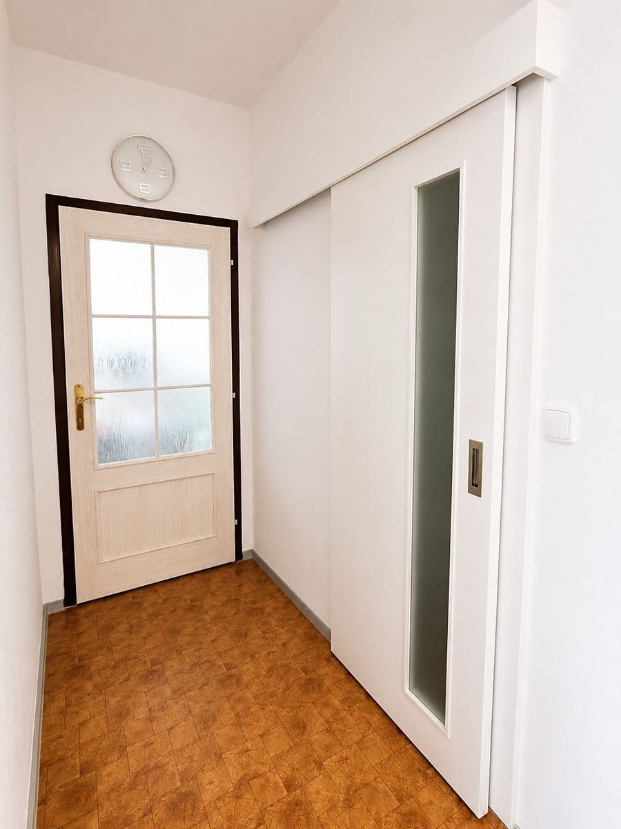 Pronájem bytu 2+kk 45 m², Mírová, Vimperk, Jihočeský kraj Pronájem bytu 2+kk 45 m², Mírová, Vimperk, Jihočeský kraj