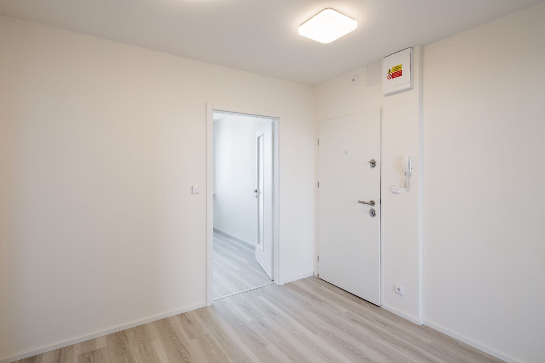 Pronájem bytu 3+kk 67 m², Mirovická, Praha, Praha Pronájem bytu 3+kk 67 m², Mirovická, Praha, Praha