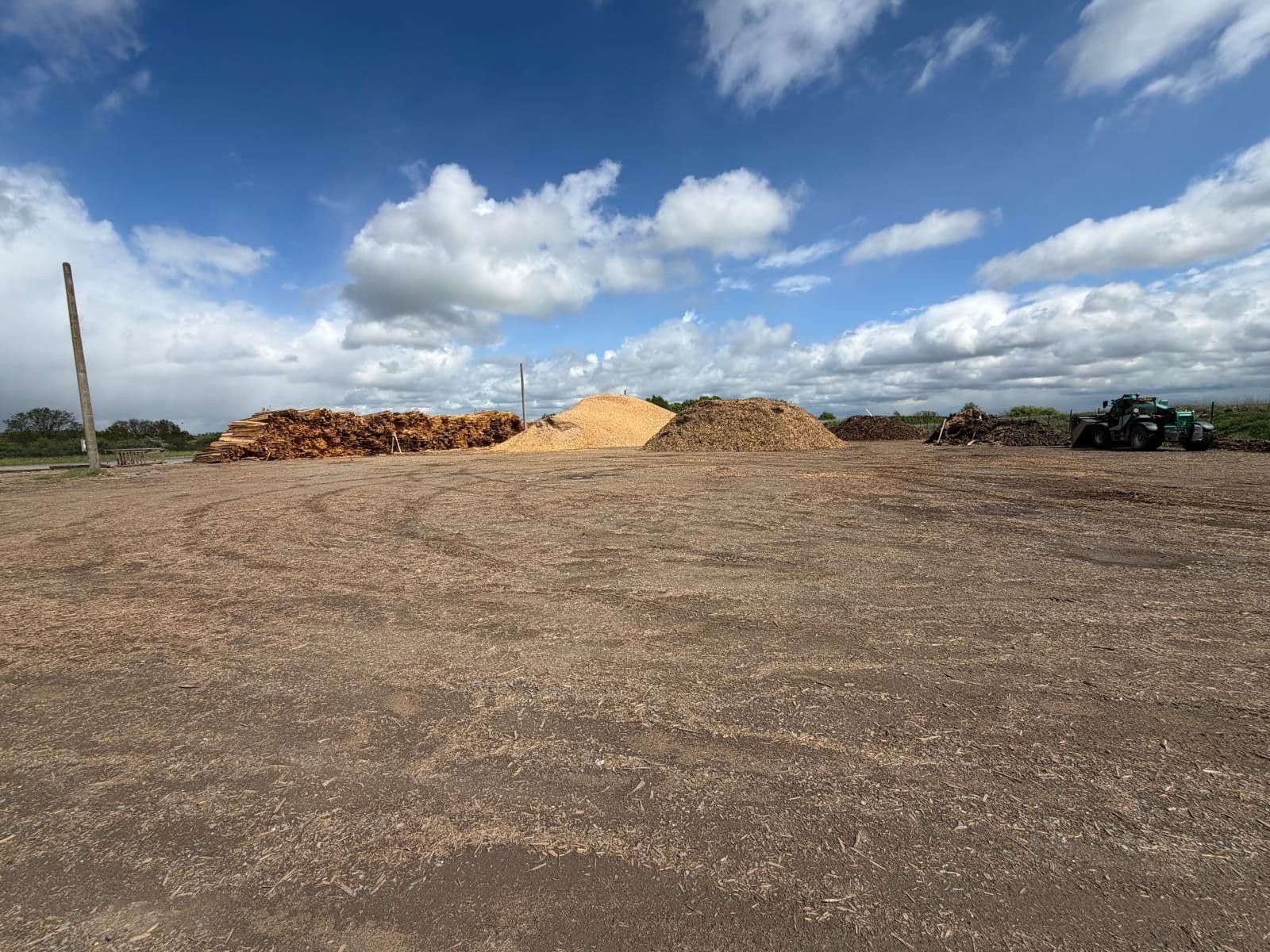Pronájem pozemku 100.000 m², Všeruby, Plzeňský kraj Pronájem pozemku 100.000 m², Všeruby, Plzeňský kraj