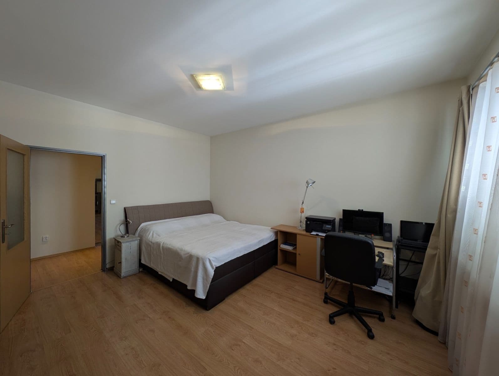 Prodej domu 300 m², pozemek 1.182 m², náměstí Kněžny Ludmily, Tetín, Středočeský kraj Prodej domu 300 m², pozemek 1.182 m², náměstí Kněžny Ludmily, Tetín, Středočeský kraj