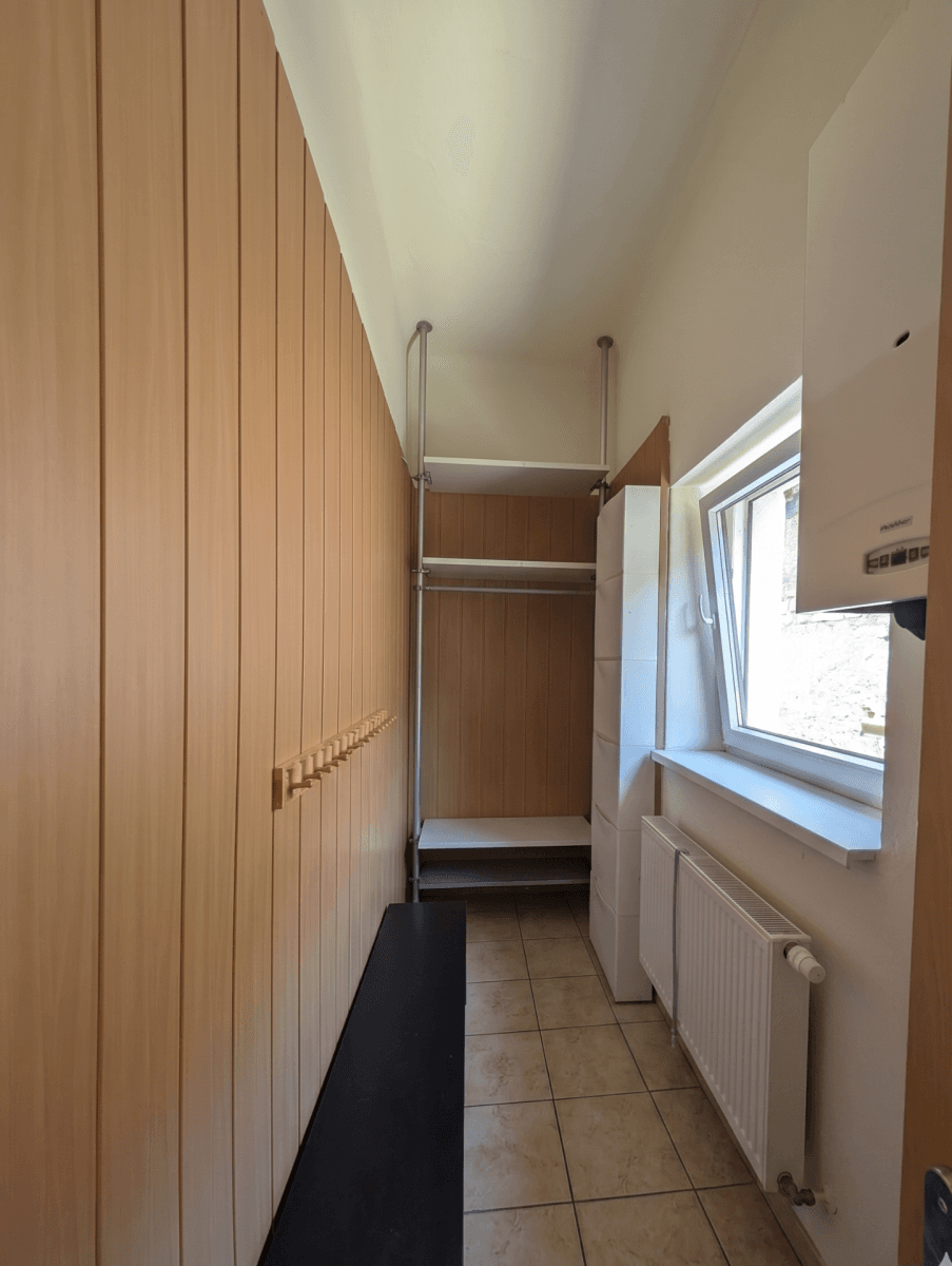 Prodej domu 300 m², pozemek 1.182 m², náměstí Kněžny Ludmily, Tetín, Středočeský kraj Prodej domu 300 m², pozemek 1.182 m², náměstí Kněžny Ludmily, Tetín, Středočeský kraj