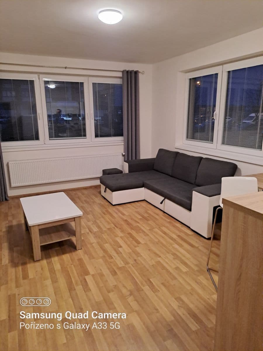 Pronájem bytu 1+kk 37 m², Aloise Rašína, Olomouc, Olomoucký kraj Pronájem bytu 1+kk 37 m², Aloise Rašína, Olomouc, Olomoucký kraj