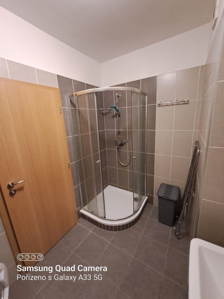 Pronájem bytu 1+kk 37 m², Aloise Rašína, Olomouc, Olomoucký kraj Pronájem bytu 1+kk 37 m², Aloise Rašína, Olomouc, Olomoucký kraj