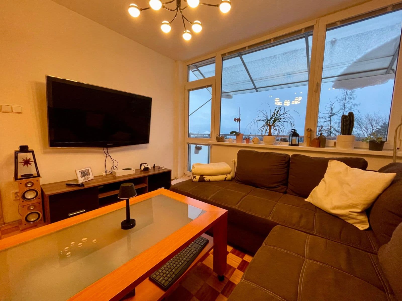 Pronájem bytu 3+1 74 m², Horská, Liberec, Liberecký kraj Pronájem bytu 3+1 74 m², Horská, Liberec, Liberecký kraj