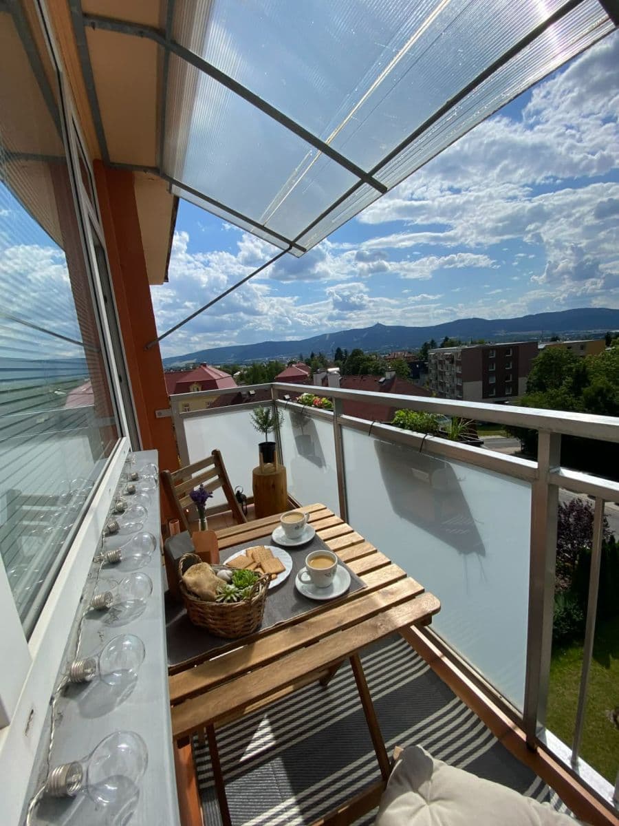 Pronájem bytu 3+1 74 m², Horská, Liberec, Liberecký kraj Pronájem bytu 3+1 74 m², Horská, Liberec, Liberecký kraj
